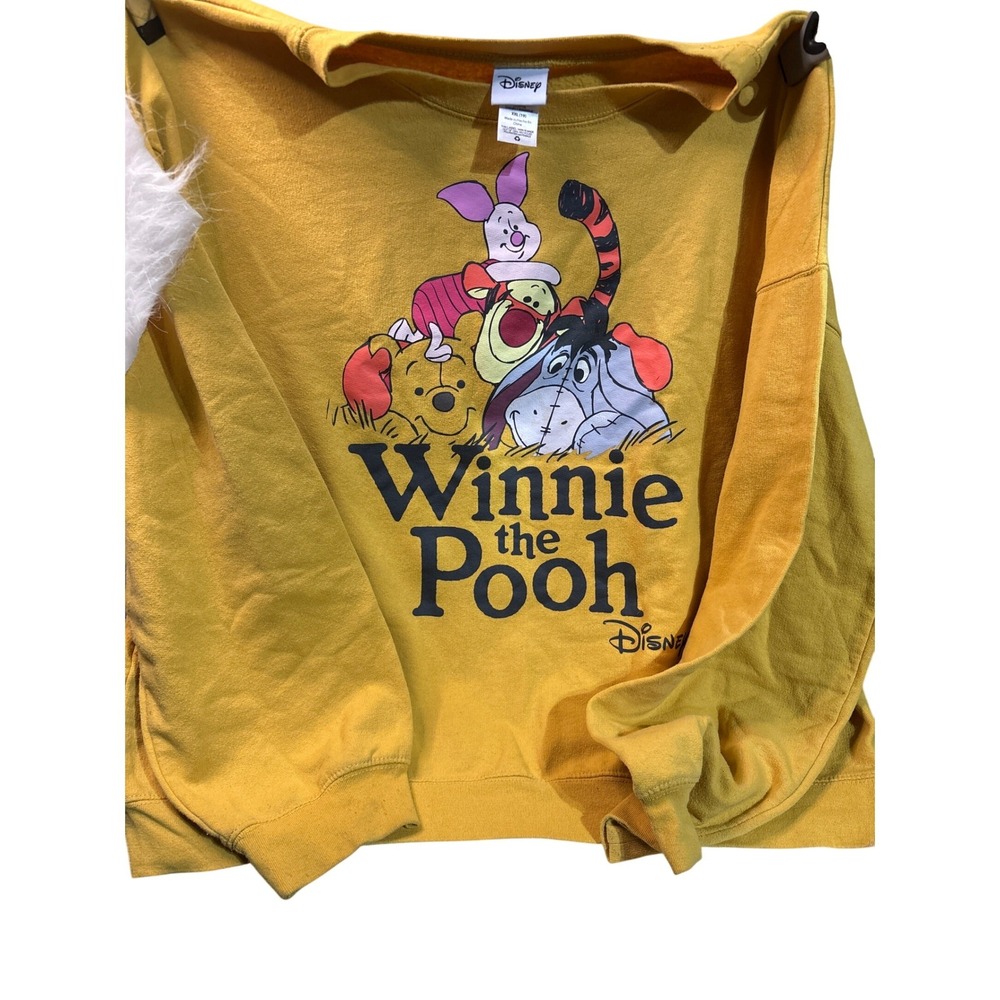 Disney Winnie‎ the Pooh Characters Crewneck Sweatshirt Yellow XXL